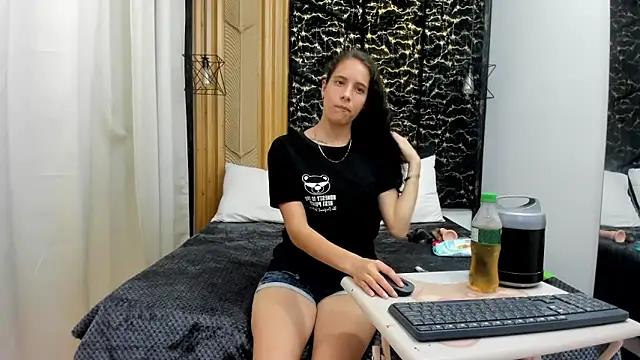 MiaCours online show from 02-24-26, 06:53