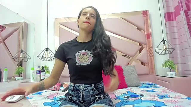 MiaCours online show from 11-19-25, 07:03