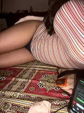 Snapshot of jiya00 chatting on 11-05-25, 01:03 jiya00 online show from 11-05-25, 01:03