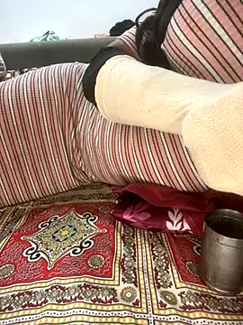 Snapshot of jiya00 chatting on 11-03-25, 07:28 jiya00 online show from 11-03-25, 07:28