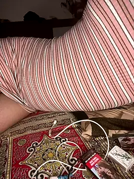 Snapshot of jiya00 chatting on 10-30-25, 07:11 jiya00 online show from 10-30-25, 07:11