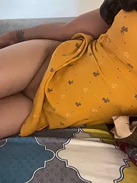 jiya00 online show from 04-26-26, 06:32