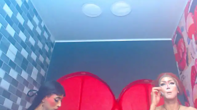 julessxcharlotte online show from 12-20-25, 02:20