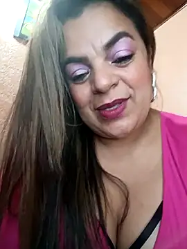 Mia-Glow online show from 01-08-26, 12:49