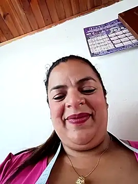 Mia-Glow online show from 03-11-26, 06:57