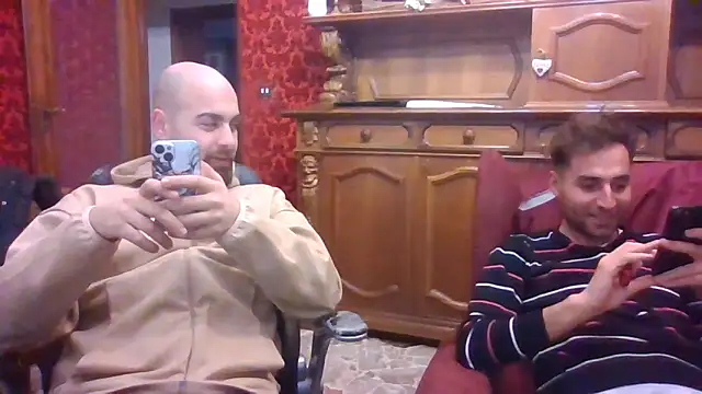 omihaze94 online show from 12-19-25, 03:47