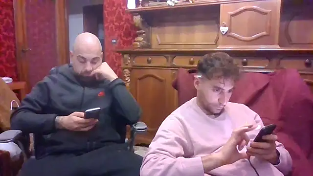 omihaze94 online show from 12-17-25, 08:14