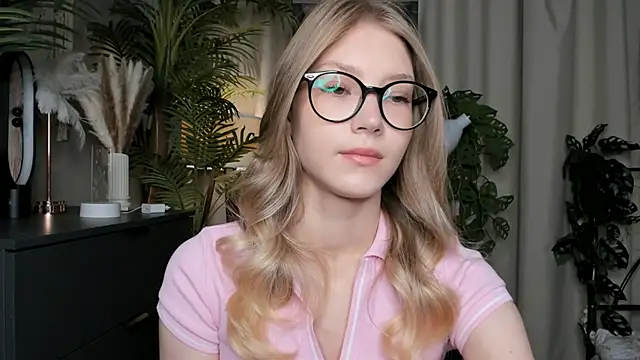 ChinBonnell online show from 09-25-25, 05:46