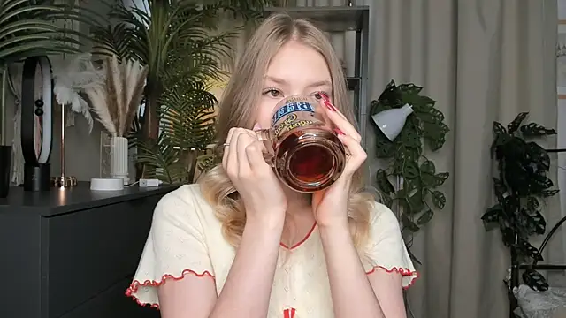 ChinBonnell online show from 09-26-25, 05:47