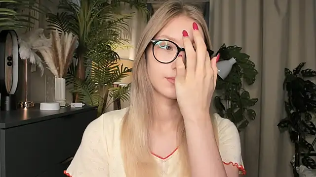 ChinBonnell online show from 09-28-25, 05:58