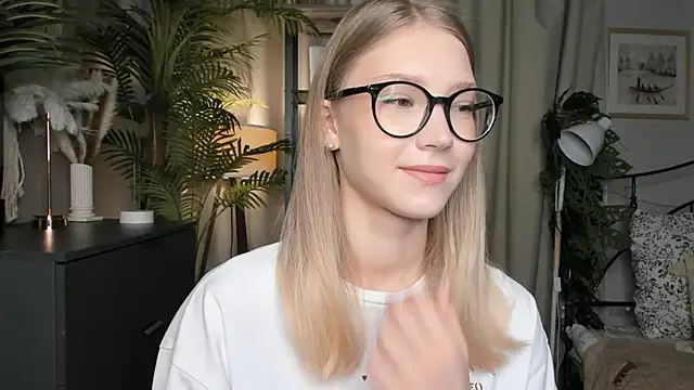 ChinBonnell online show from 10-22-25, 05:51