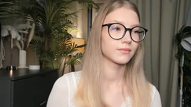 ChinBonnell online show from 11-13-25, 05:44