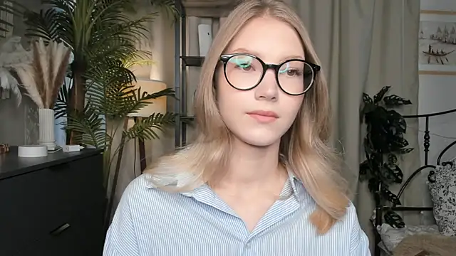 ChinBonnell online show from 10-18-25, 05:42