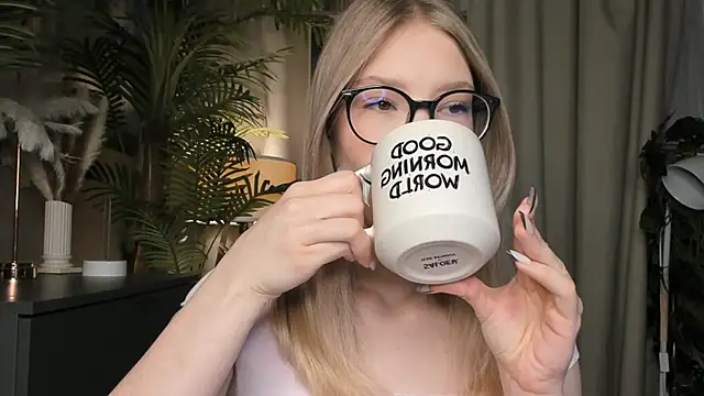 ChinBonnell online show from 11-15-25, 05:44