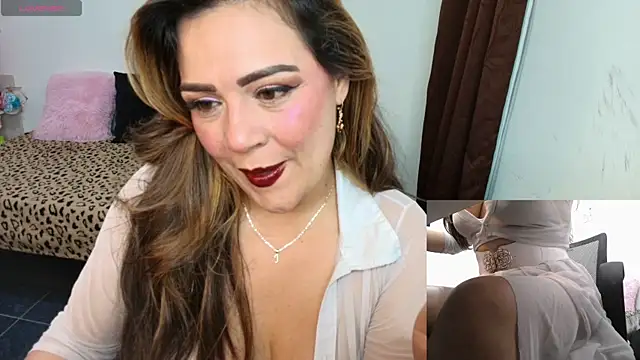 Paulina-Becerraa online show from 04-18-26, 04:37