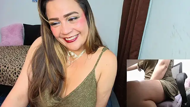 Snapshot of Paulina-Becerraa chatting on 07-18-26, 05:05 Paulina-Becerraa online show from 07-18-26, 05:05