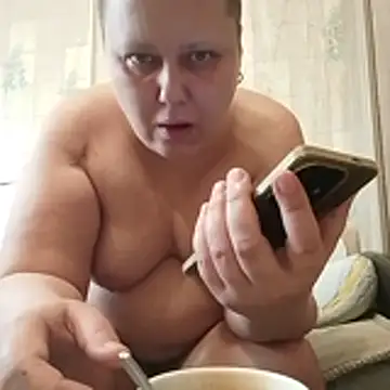 Tupo070481 online show from 04-15-26, 12:53