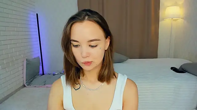 Snapshot of KayleenCurtis chatting on 07-01-26, 04:35 KayleenCurtis online show from 07-01-26, 04:35