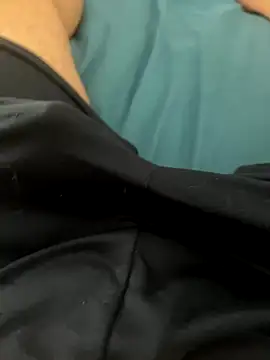 Snapshot of T0To_ chatting on 09-17-25, 11:01 T0To online show from 09-17-25, 11:01