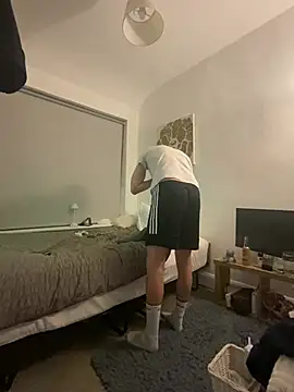 shyandchilling online show from 04-14-26, 08:47