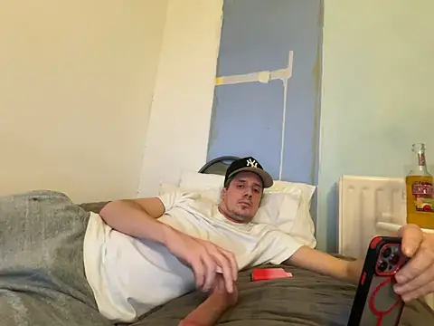 shyandchilling online show from 02-05-26, 06:15