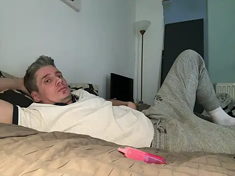 shyandchilling online show from 03-24-26, 02:28