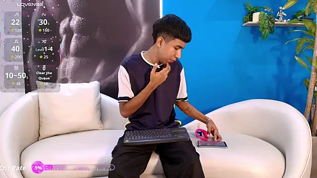 ender h0t online show from 09-10-25, 01:43