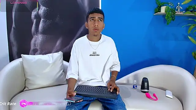 ender h0t online show from 09-27-25, 02:12