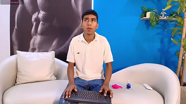 ender h0t online show from 09-09-25, 01:42