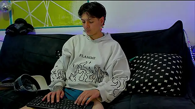 Dioniso guy8 online show from 03-31-26, 07:27