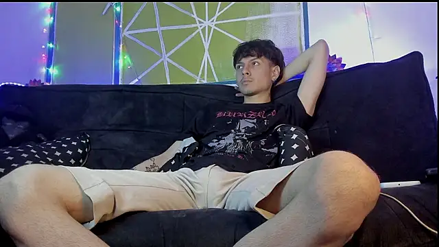 Snapshot of Dioniso_guy8 chatting on 02-27-26, 07:24 Dioniso guy8 online show from 02-27-26, 07:24