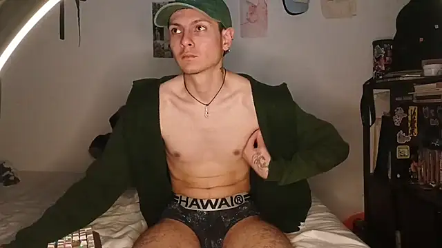 Snapshot of Dioniso_guy8 chatting on 10-07-25, 05:08 Dioniso guy8 online show from 10-07-25, 05:08