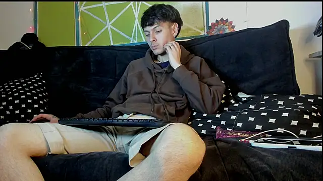 Snapshot of Dioniso_guy8 chatting on 02-25-26, 07:47 Dioniso guy8 online show from 02-25-26, 07:47