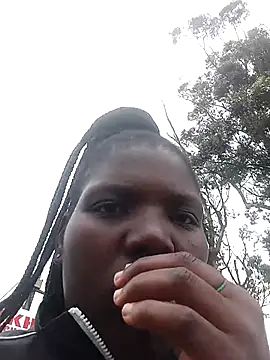 Nobuhlesiphume09 online show from 10-28-25, 06:56