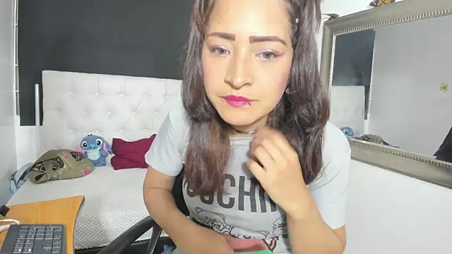 Snapshot of evelynesex chatting on 10-02-25, 02:59 evelynesex online show from 10-02-25, 02:59