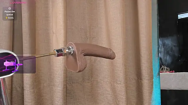 Ibbiie Madison online show from 04-15-26, 05:06