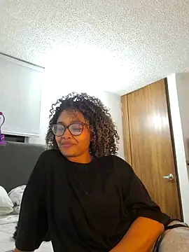 BiiancaEstradaa online show from 02-12-26, 02:33