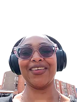 BiiancaEstradaa online show from 04-23-26, 03:24
