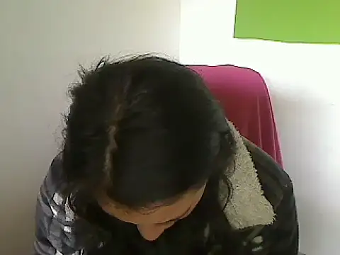 Snapshot of akamesweet chatting on 10-14-25, 05:35 akamesweet online show from 10-14-25, 05:35