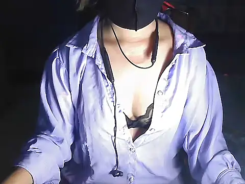 meghbalikargolponoy09 online show from 11-08-25, 05:38