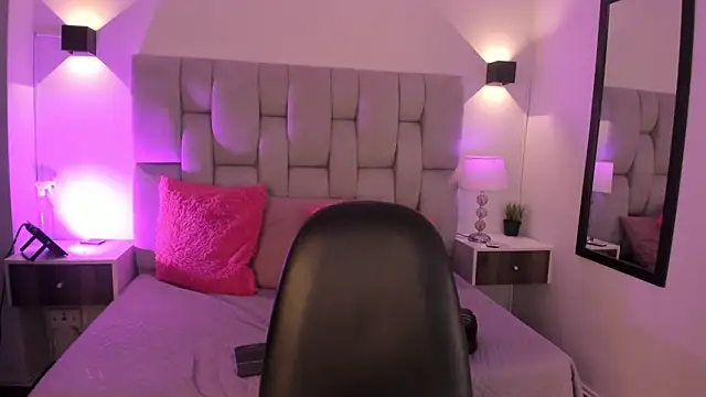 Seraphyne666 online show from 02-05-26, 05:31