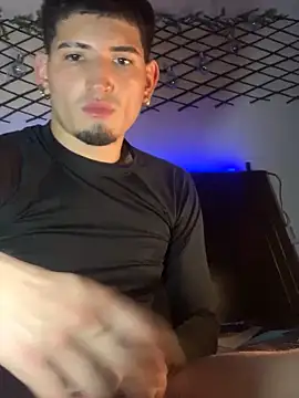 Snapshot of Ian_kai chatting on 10-08-25, 02:13 Ian kai online show from 10-08-25, 02:13