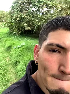 Snapshot of Ian_kai chatting on 09-24-25, 08:26 Ian kai online show from 09-24-25, 08:26