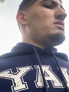 Snapshot of Ian_kai chatting on 10-16-25, 09:34 Ian kai online show from 10-16-25, 09:34