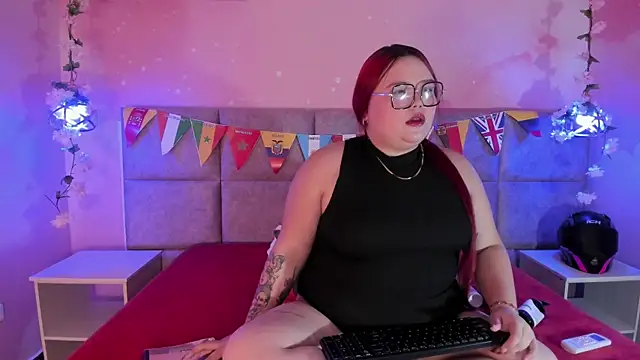 Lushi Love online show from 06-22-26, 02:06