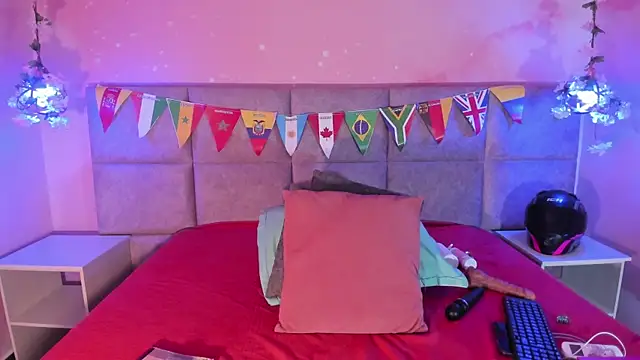 Lushi Love online show from 07-08-26, 03:08