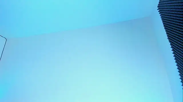 Snapshot of Im_naho chatting on 10-15-25, 03:05 Im naho online show from 10-15-25, 03:05