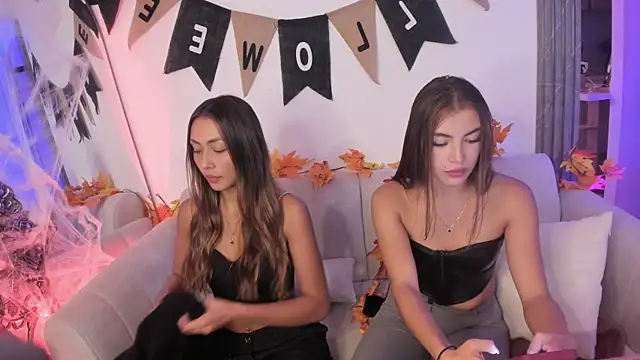 spicy angels  online show from 10-11-25, 03:40