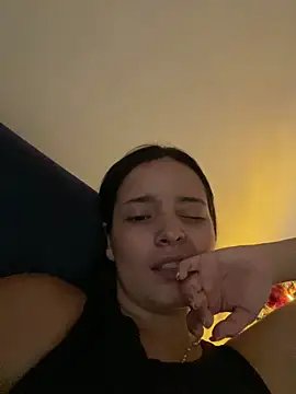 Mia jhoonson online show from 11-27-25, 03:34