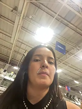 Mia jhoonson online show from 03-01-26, 11:16